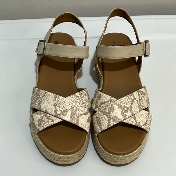 Susina Marli Strappy Espadrille Flatform Sandal Snakeskin Print Women's Size 10 - Picture 2 of 14